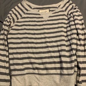 Striped crew neck sweatshirt